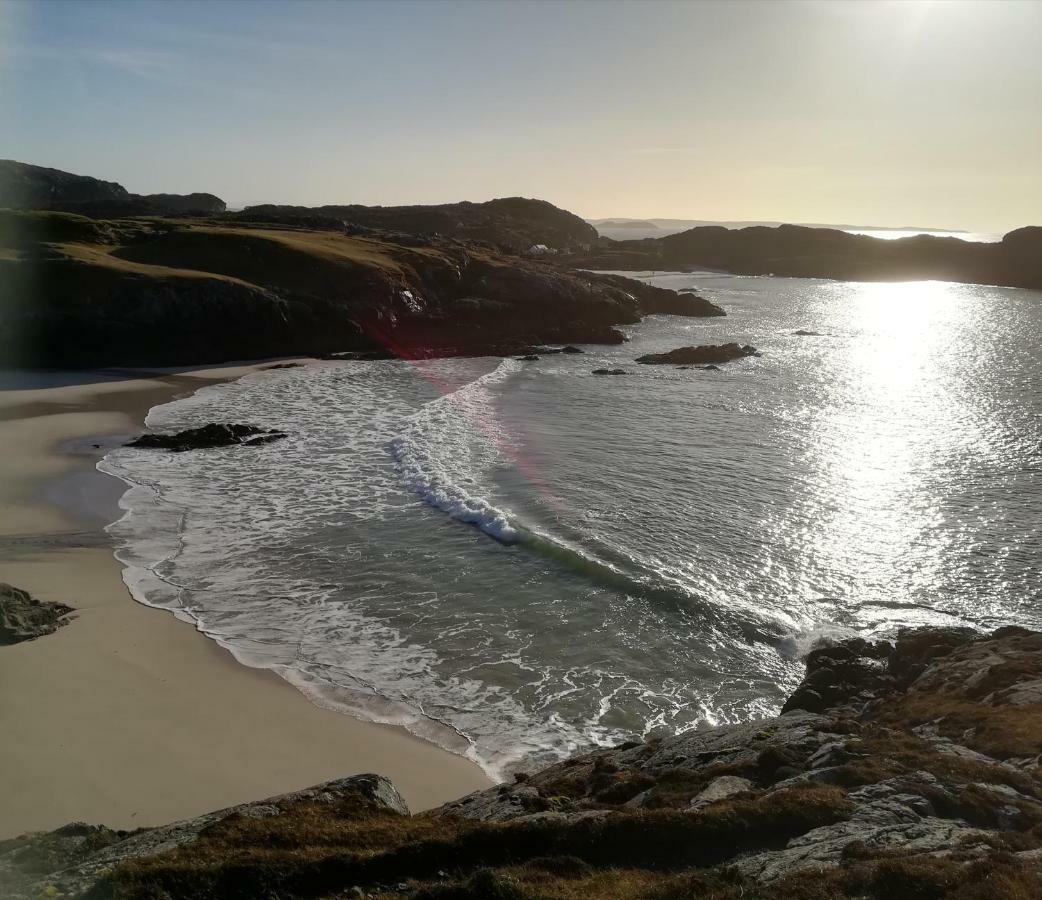 Апартаменты Achmelvich View Self Catering Лохинвер Экстерьер фото