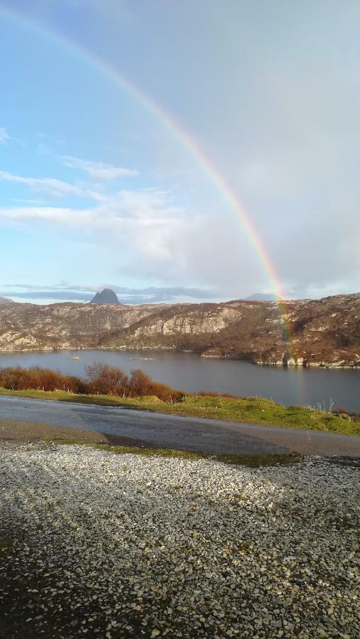 Апартаменты Achmelvich View Self Catering Лохинвер Экстерьер фото